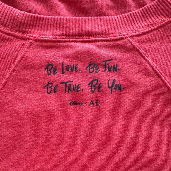 Women's American Eagle Disney Feisty Red Donald Duck Crewneck Sweater Size S - Picture 5 of 5